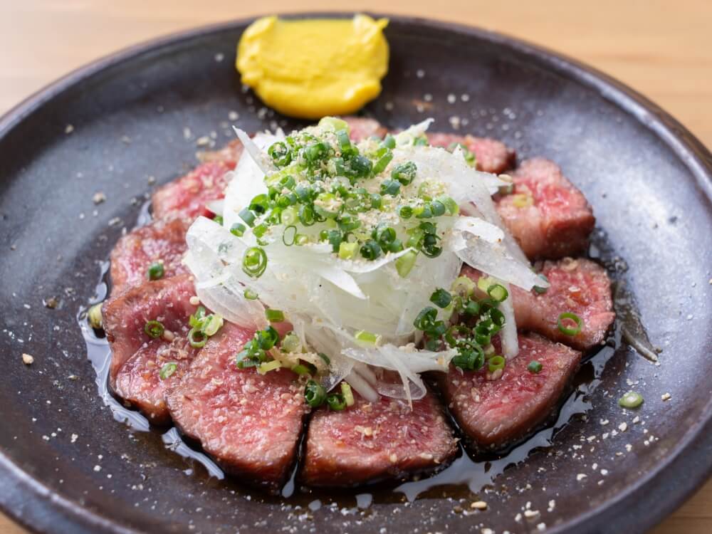 霜降り和牛のたたき